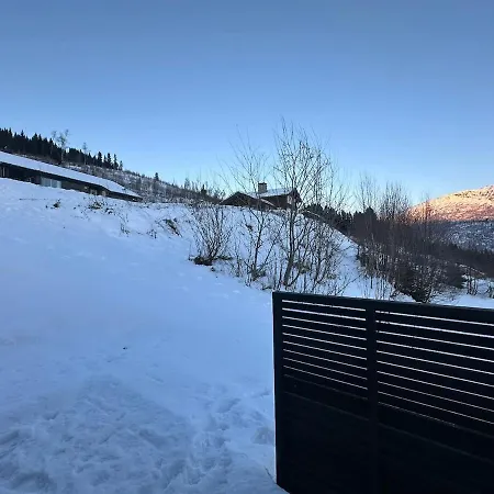 Log In Hodlekve With Mountain View